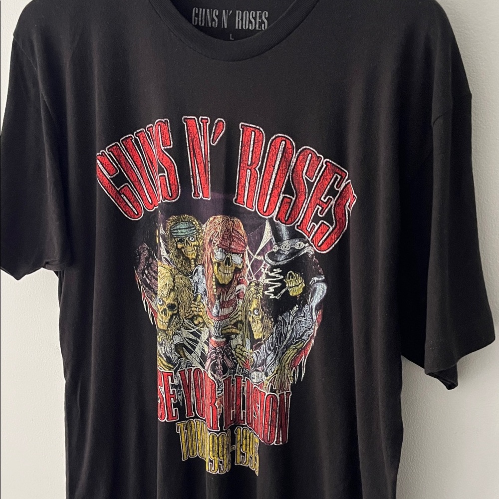 Guns N’ Roses Graphic T-Shirt